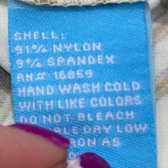 J.Mclaughlin Catalina Cloth Top Ropes Chains Medallions Cruise Wear Size medium - Picture 8 of 9